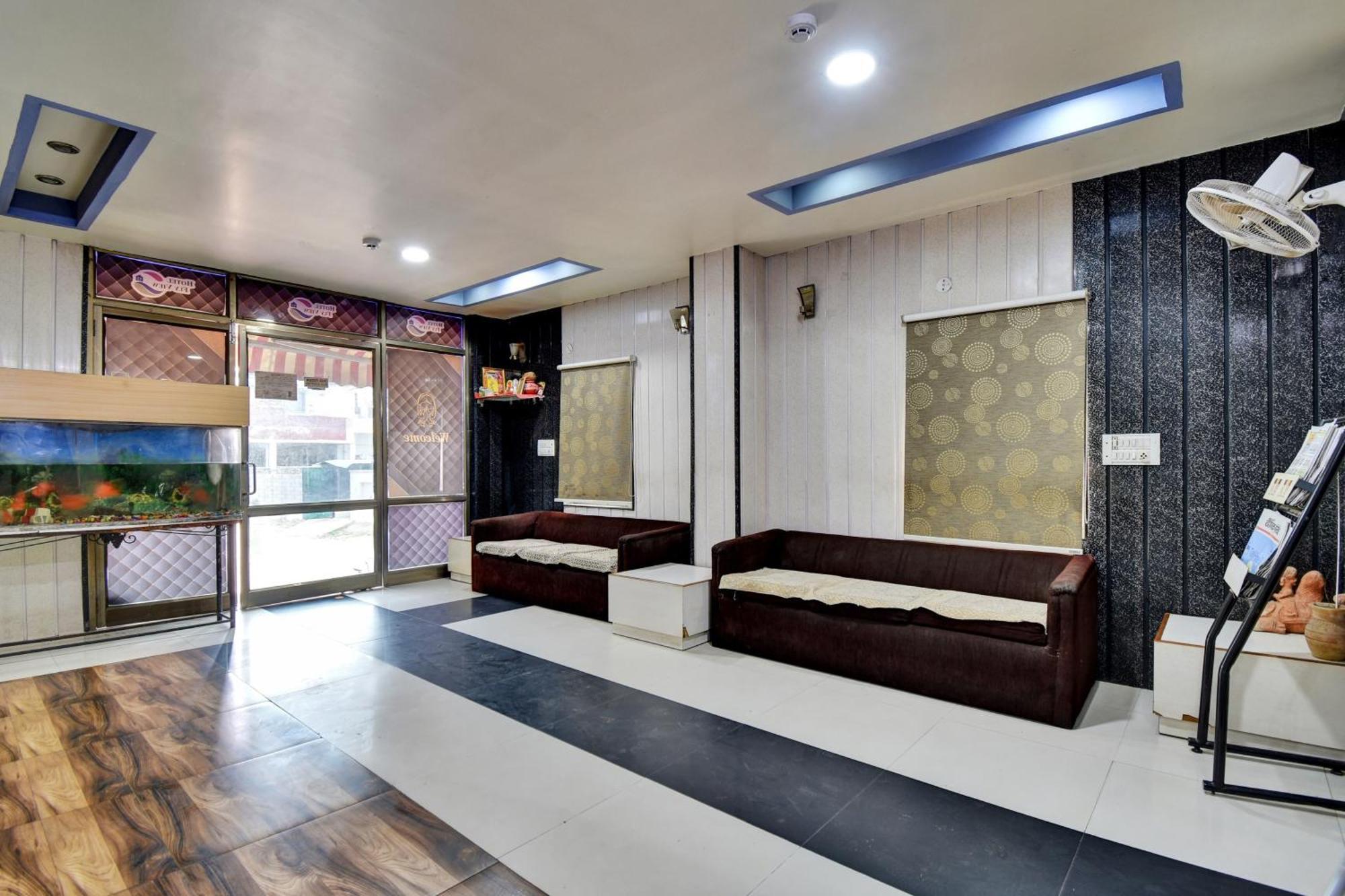 Townhouse Hotel Fly View Jaipur Exterior foto